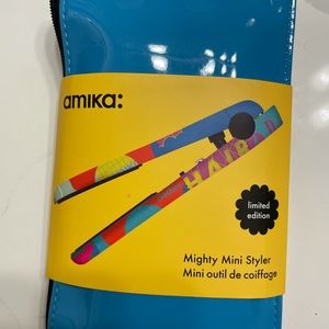 Amika brand mini straightener
